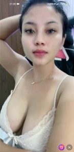 Babyfe live lagi nih makin sexy aja
