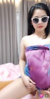 Chika Cantik Jembut lebat mohawk