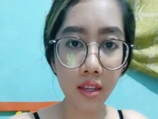 Juleha Lepas Handuk show Toket Mungil